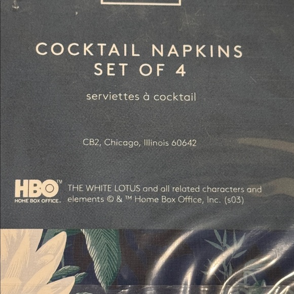 NWT EXCLUSIVE
LIMITED EDITION
Embroidered Cocktail Napkins Set 4 The White Lotus - Picture 3 of 7